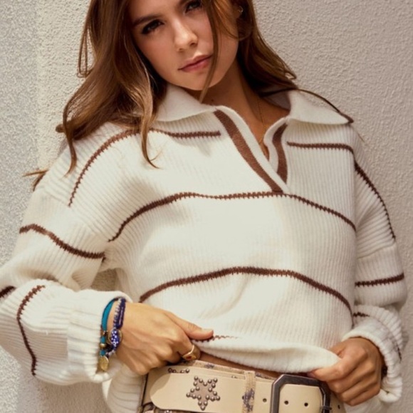 Elegant White and Brown Striped Women's Cardigan - Picture 2 of 2